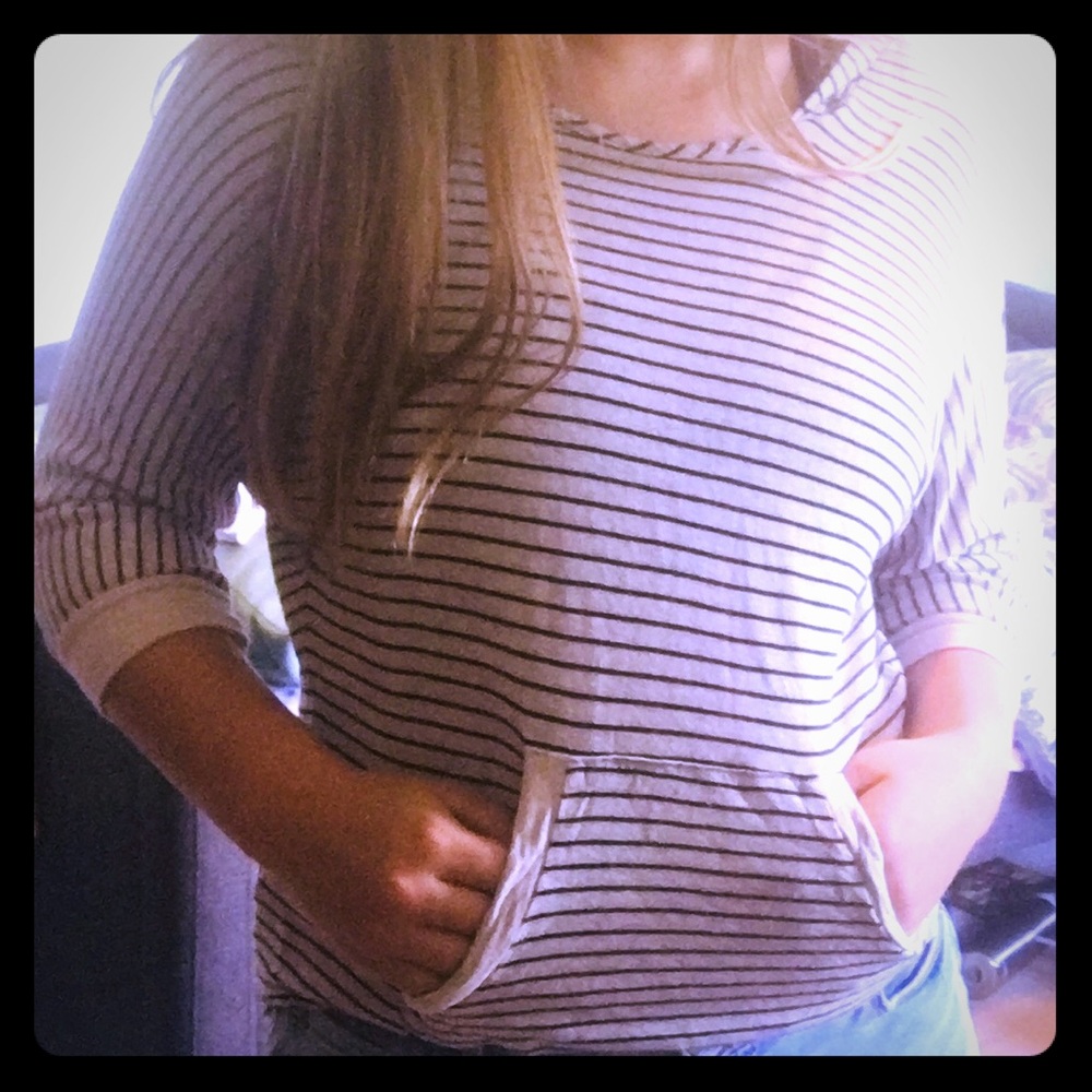 cropped hooded shirt